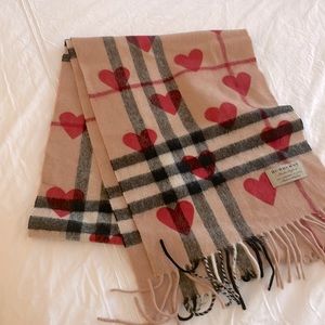 Burberry cashmere scarf
